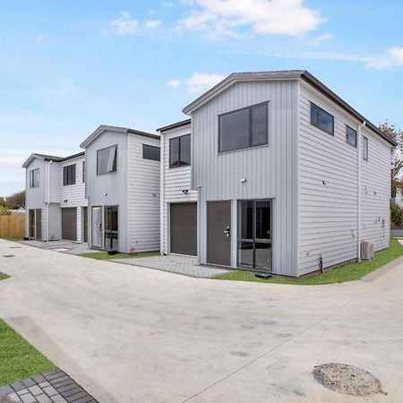 Holiday Home At Huia Road Окленд Экстерьер фото